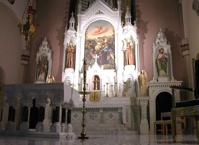 Italian marble altar in the Cathedral of the Plains
