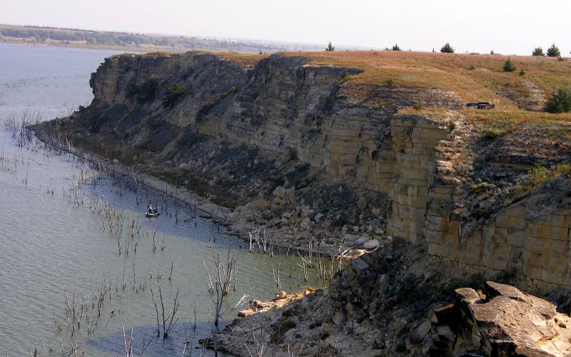 limestone cliffs at Cedar Bluff State Park