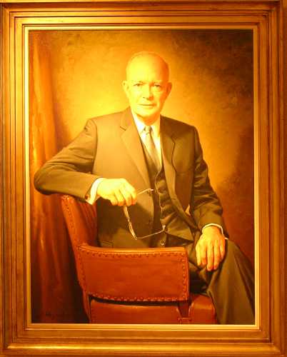 Dwight D. Eisenhower offical portrait