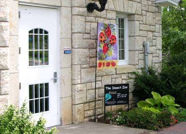 Insect Zoo - Kansas State University