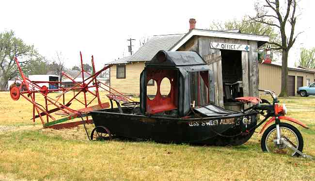 Hubble's Rubble boat