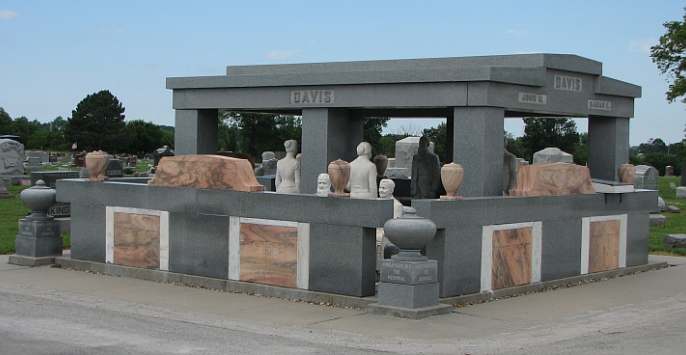 Davis memorial - Hiawatha, Kansas