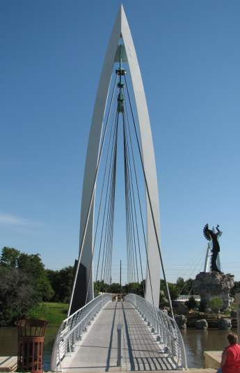 Pedestrian suspension bridge to the Keeper of the Plains