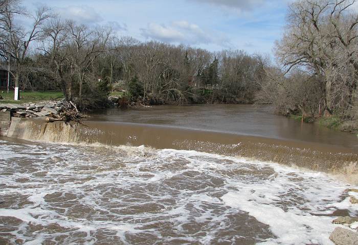 Cottonwood River Dam