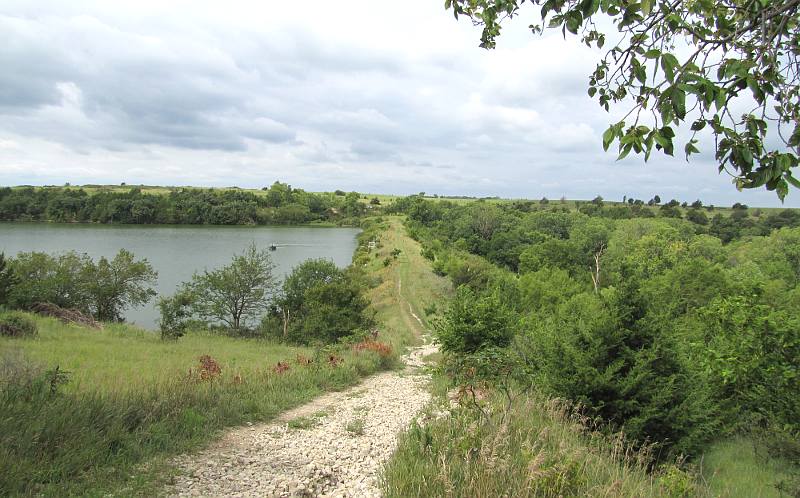 Geary County State Fishing Lake dam