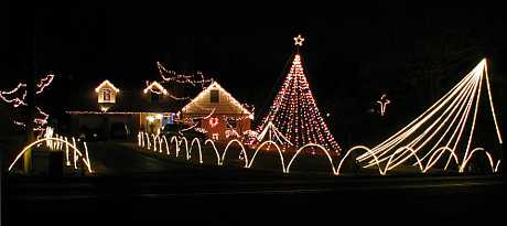 Campain Family Christmas Display - Shawnee, Kansas