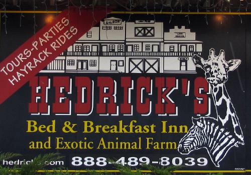 Hedrick's Exotic Animal Farm Bed and Breakfast - Nickerson, Kansas