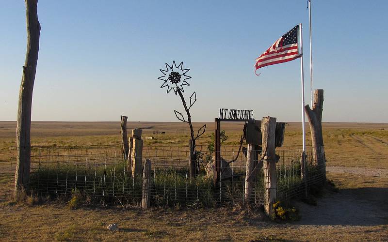 Mount Sunflower highest point in Kansas
