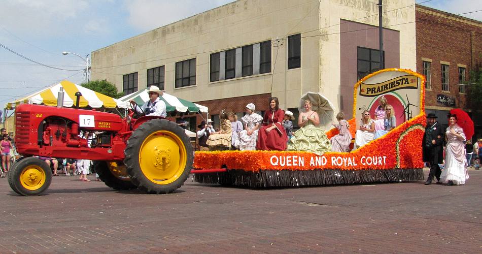 Prairiesta Queen Sheldon Weigel