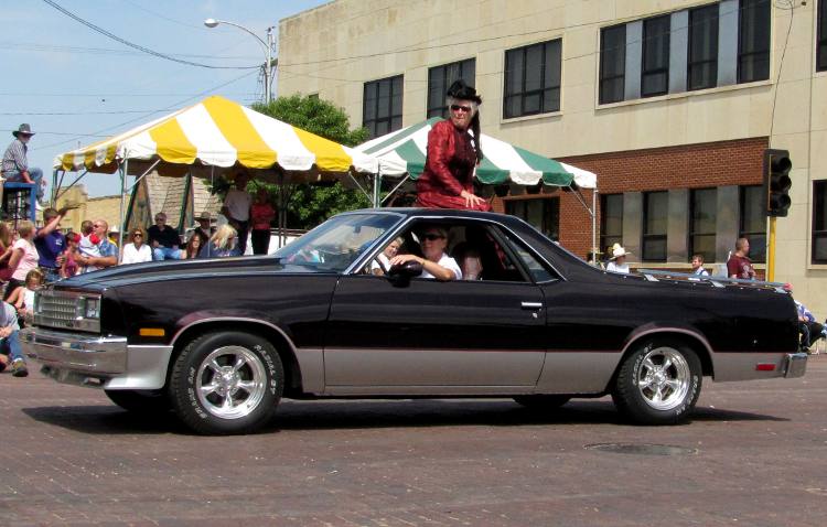 1983 Caballero truck in Prairiesta Parade