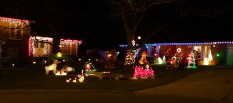 Petersons' 92nd Terrace Display - Overland Park, Kansas