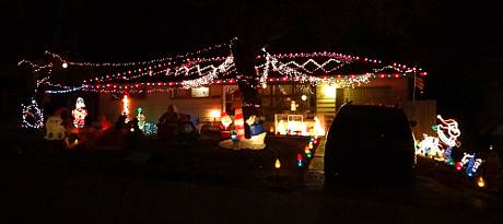 Piper Family Christmas Display - Kansas City, Kansas