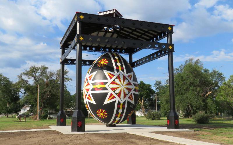 World's Largest Czech Egg - Wilson, Kansas
