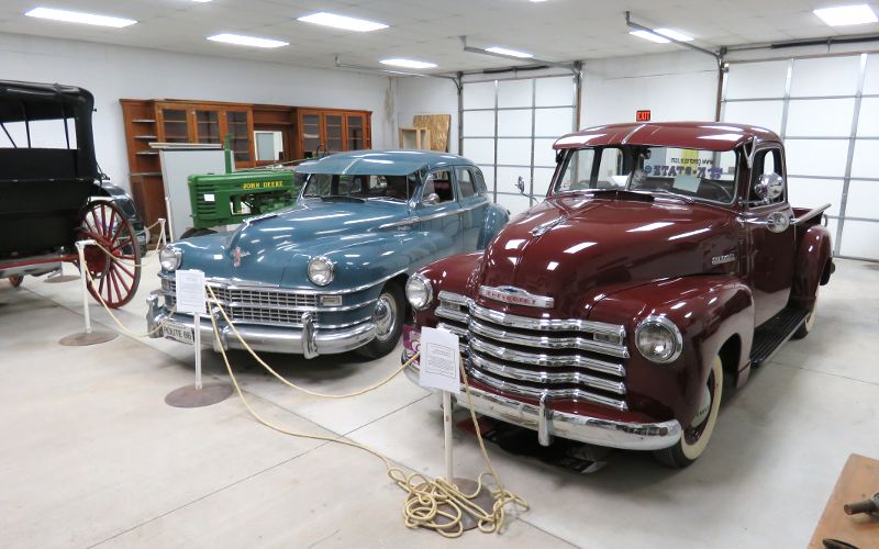 1946 Chrysler Highlander, 1948 five window Chevrolet Pickup