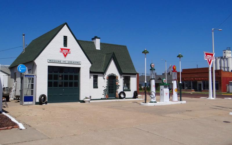 Vintage Conoco Station