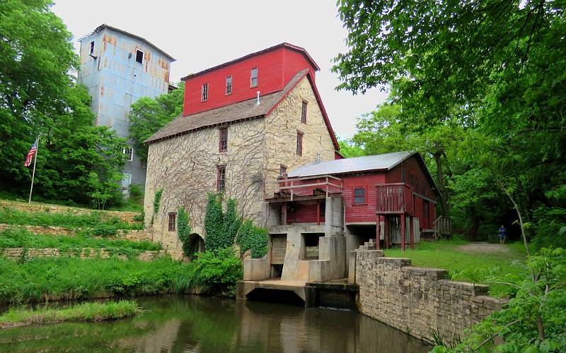 Old Oxford Mill Restaurant