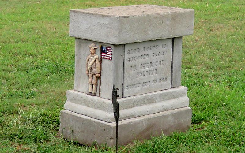Unknown Soldier Memorial - Hoisington City Cemetery