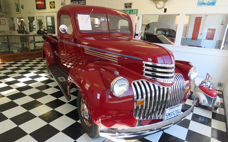 1946 Chevrolet antique pickup truck in Wetmore, Kansas