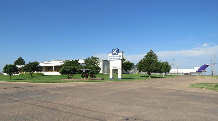 Mid-America Air Museum