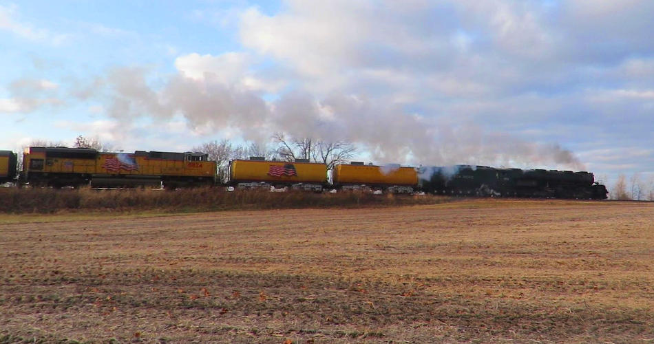 Big Boy steam locomotive No. 4014 in Kansas in 2019