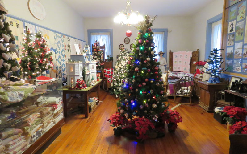 Annual Christmas Tree Display - Lane University and Territorial Capitol Museum