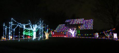 Riggs Road Christmas Display - Stilwell, Kansas