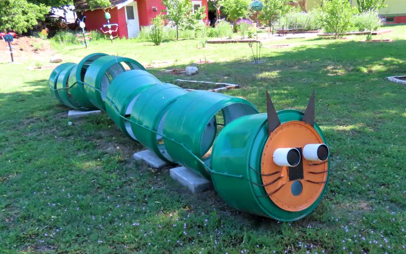 Cat-apillar - AT Sculpture Garden