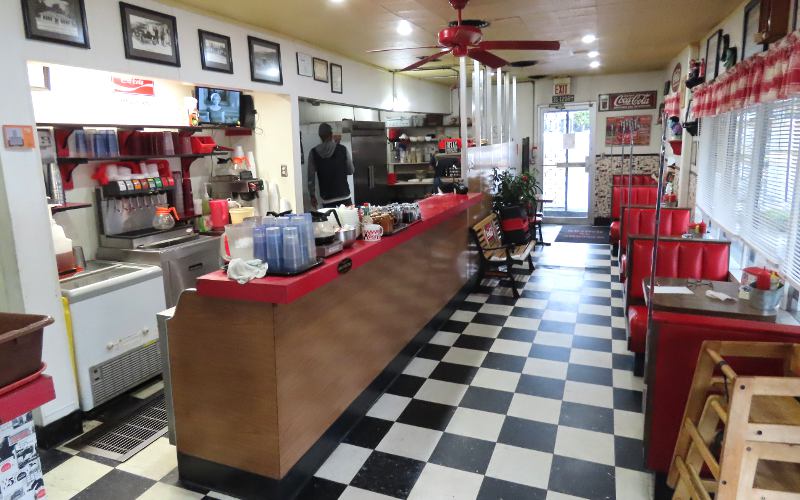 Homer's Drive Inn dining rom