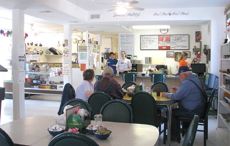 Sommerset Hall Cafe dining room