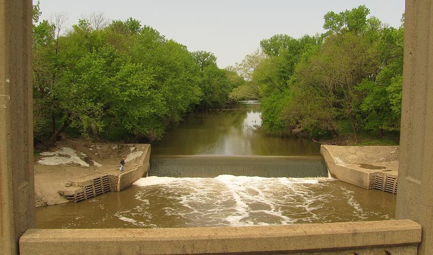 Osawatomie overflow dam