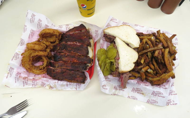 Arthur Bryant's pork ribs and onion rings