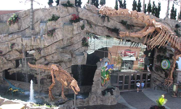 Exterior of the T-Rex Cafe in Kansas City, Kansas