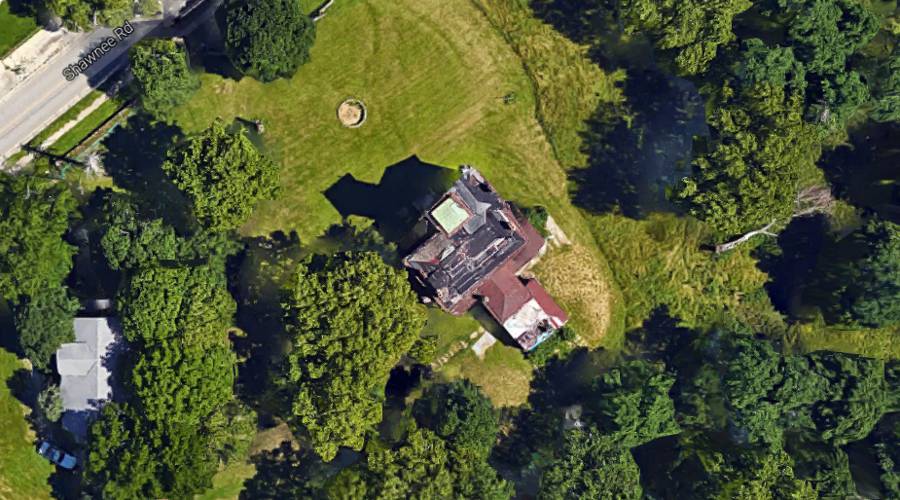 Sauer Castle satellite photo