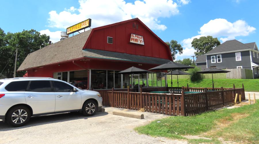 El Pollo Rey chicken restaurant