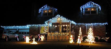 Westridge Court Holiday Lights - Lawrence, kanass