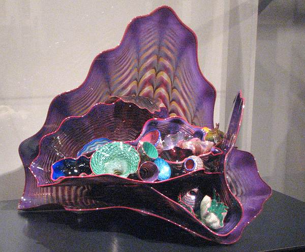 Violet Persian Set with Red Lip Wraps by Dale Chihuly