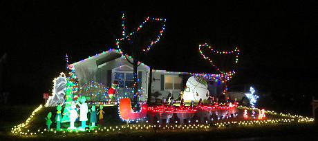 Grinch Christmas Display -Eudora, Kansas