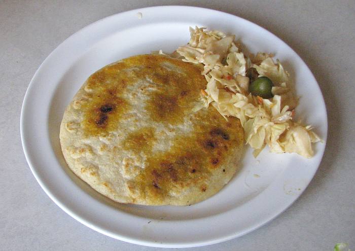 pupusa and curtido