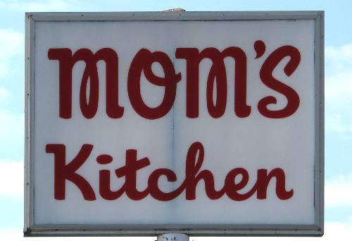 Mom's Kitchen- Restaurant in Olathe, KS