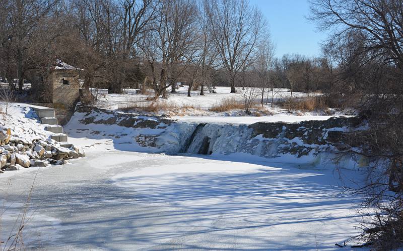 Cedar Creek Falls in winter