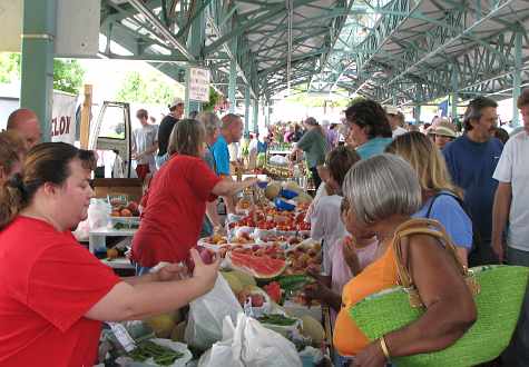 buying fresh produce at the Overland Park Farmers Market