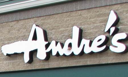 Andre�s Confiserie Suisse & Rivaz Tearoom - Overland Park, Kansas