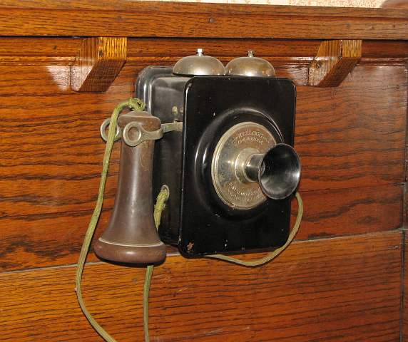 Kellogg wall telephone