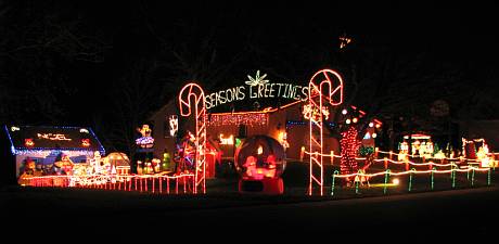 Bill and Elaine Powell Christmas light display - Topeka, Kansas