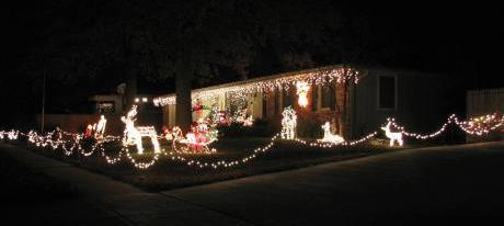 Minnesota Avenue Christmas Display - Topeka, Kansas