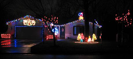 Bill and Elaine Powell Christmas light display - Topeka, Kansas