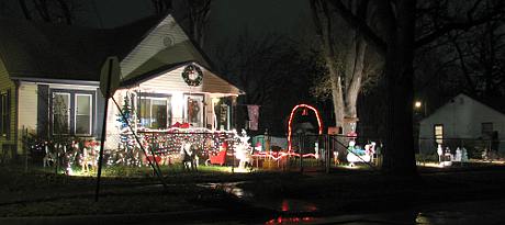 Walker Family Christmas Display - Topeka, Kansas