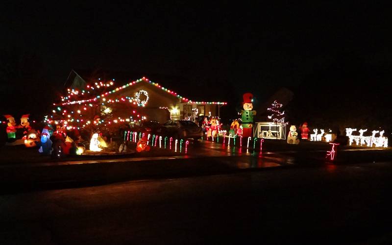 Topeka Christmas Light Display Tour Kansas