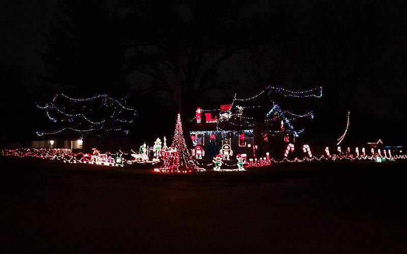 Topeka Christmas Light Display Tour Kansas