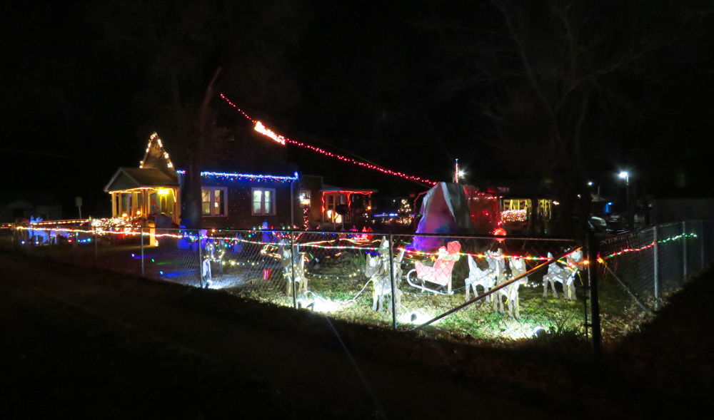 Topeka Christmas Light Display Tour Kansas